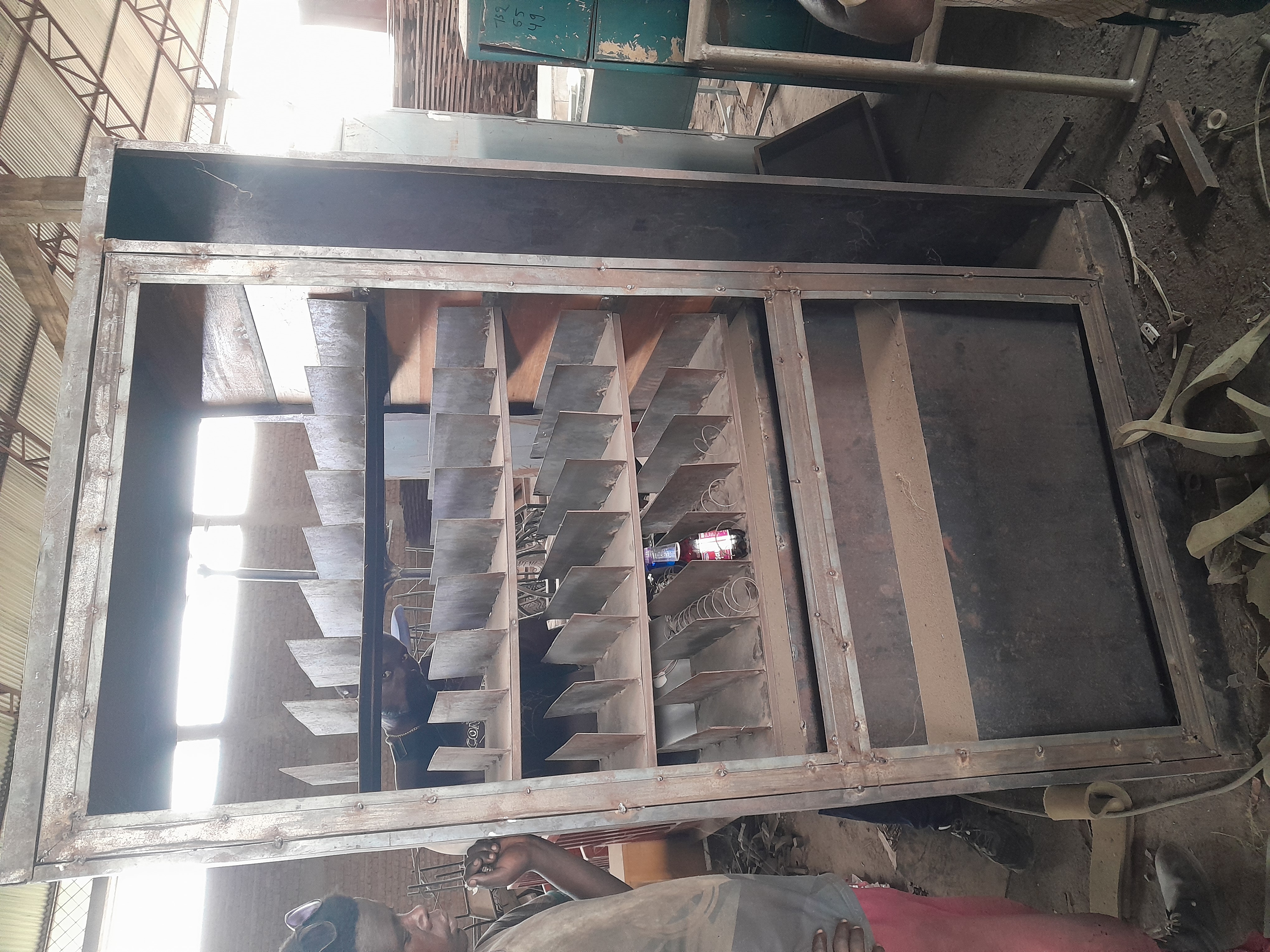 Ikimashini Smart Vending Machine